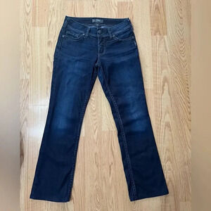 Silver Jeans Suki 17" W28/ L31 Dark Blue, 28" waist, flare women’s jeans